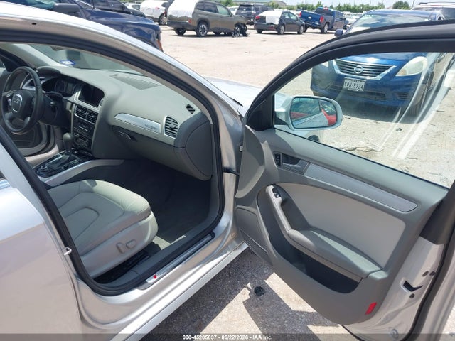 45205037 :رقم المزاد ، WAUFFAFL3CA057594 vin ، 2012 Audi A4 2.0t Premium مزاد بيع