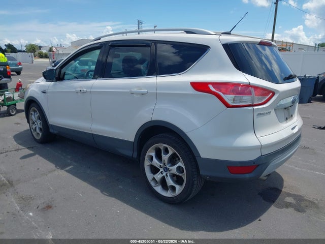 45205051 :رقم المزاد ، 1FMCU0JX1EUA67019 vin ، 2014 Ford Escape Titanium مزاد بيع