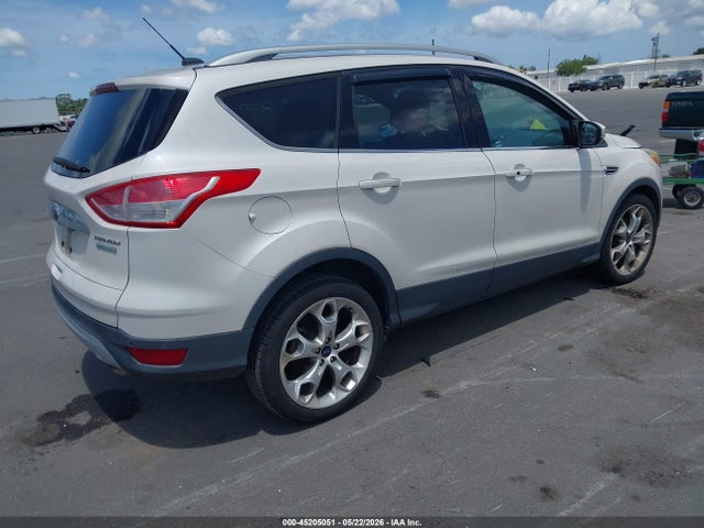 45205051 :رقم المزاد ، 1FMCU0JX1EUA67019 vin ، 2014 Ford Escape Titanium مزاد بيع