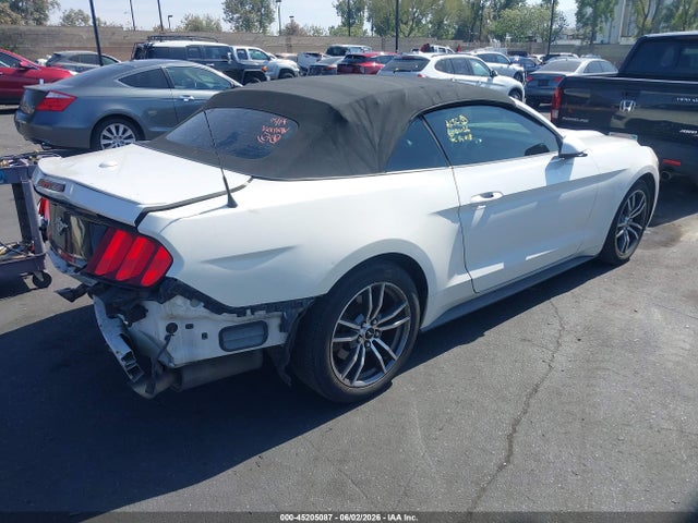 Ford Mustang Ecoboost Premium 2017 1FATP8UH9H5293764 Image 4