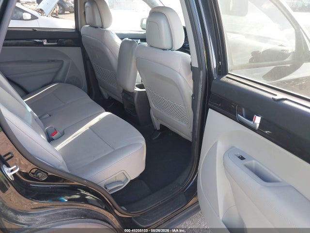 45205133 :رقم المزاد ، 5XYKT3A6XEG435405 vin ، 2014 Kia Sorento Lx مزاد بيع