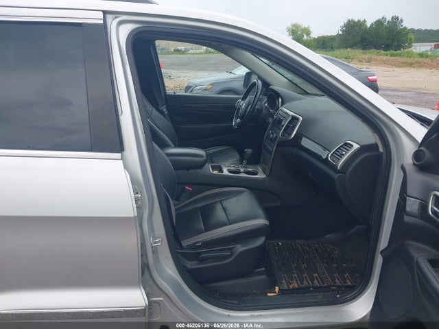 45205136 :رقم المزاد ، 1J4RS4GG9BC557092 vin ، 2011 Jeep Grand Cherokee Laredo مزاد بيع