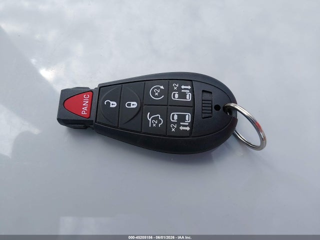Продаж на аукціоні авто 2015 Chrysler Town & Country Touring, vin: 2C4RC1BG5FR570900, номер лоту: 45205156