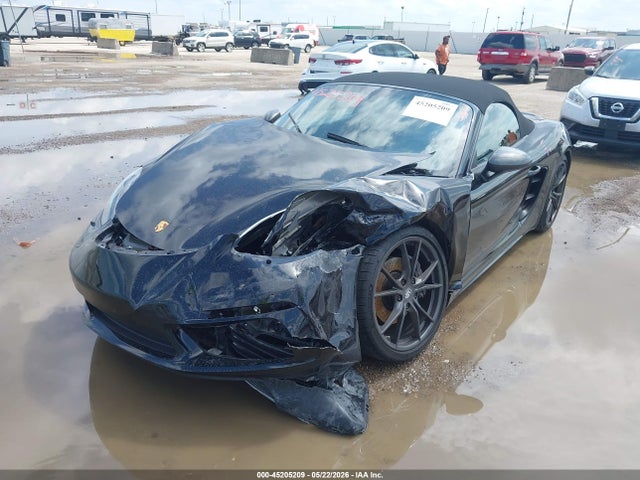 2021 Porsche 718 Boxster T მანქანა იყიდება აუქციონზე, vin: WP0CA2A8XMS210318, აუქციონის ნომერი: 45205209