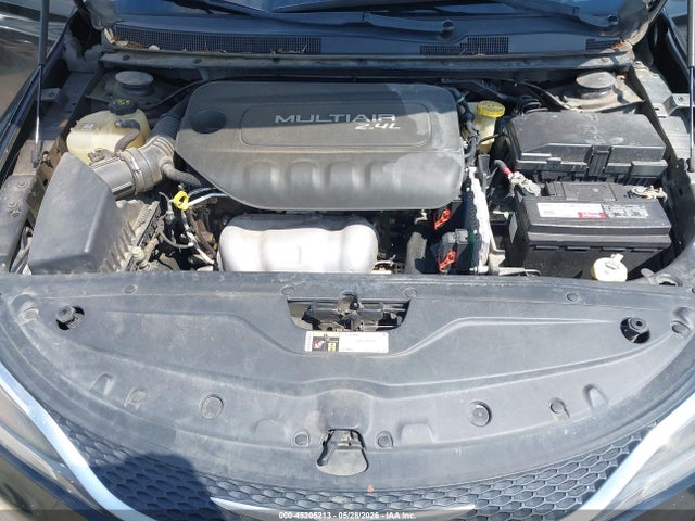 Chrysler 200 Limited 2015 1C3CCCAB7FN715833 Image 10