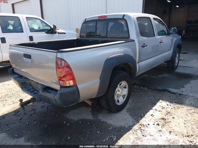 Toyota Tacoma Base V6 2014 3TMLU4EN3EM158933 Image 4