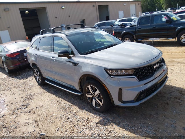 2022 Kia Sorento Ex მანქანა იყიდება აუქციონზე, vin: 5XYRH4LF3NG128046, აუქციონის ნომერი: 45205253