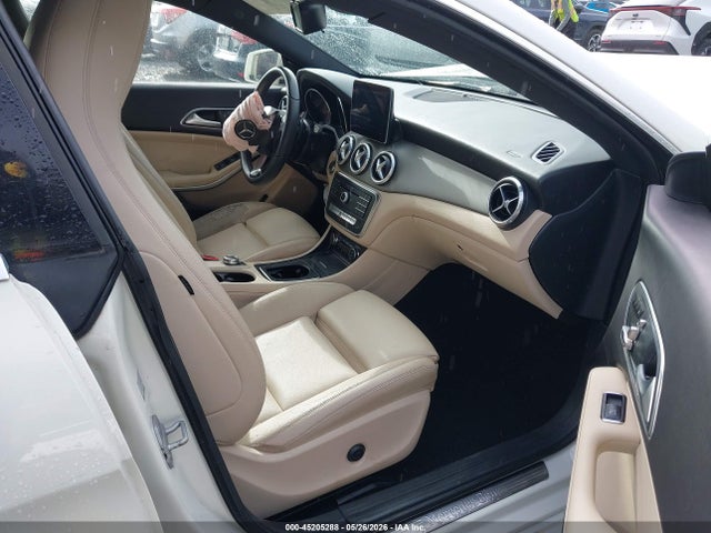 2018 Mercedes-benz Cla 250 მანქანა იყიდება აუქციონზე, vin: WDDSJ4EB3JN514961, აუქციონის ნომერი: 45205288