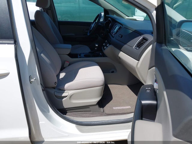 KIA Sedona L 2018 KNDMA5C1XJ6409816 Image 5