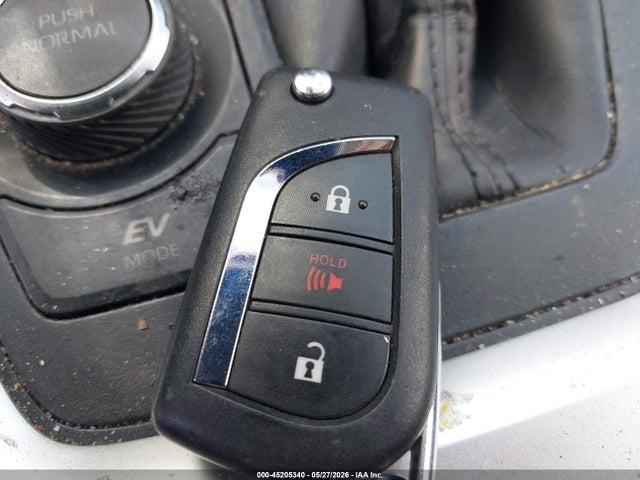 Продажа на аукционе авто 2022 Toyota Rav4 Hybrid Le, vin: JTMLWRFV8ND155317, номер лота: 45205340