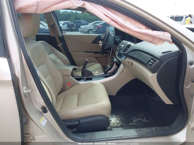 Продаж на аукціоні авто 2015 Honda Accord Hybrid, vin: 1HGCR6F30FA004254, номер лоту: 45205359