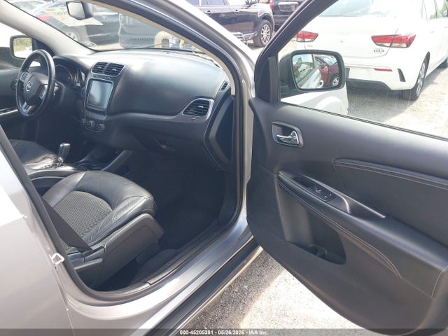 45205381 :رقم المزاد ، 3C4PDCGB0FT745841 vin ، 2015 Dodge Journey Crossroad مزاد بيع