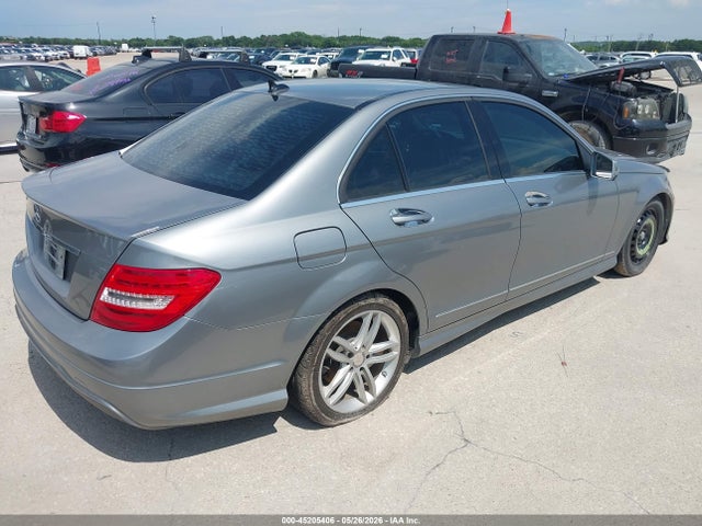 Aukcja sprzedaży 2014 Mercedes-benz C 250 Sport, vin: WDDGF4HBXEG216565, numer aukcji: 45205406