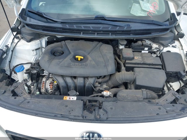 KIA FORTE LX 2017 KNAFK5A88H5678562 Image 10