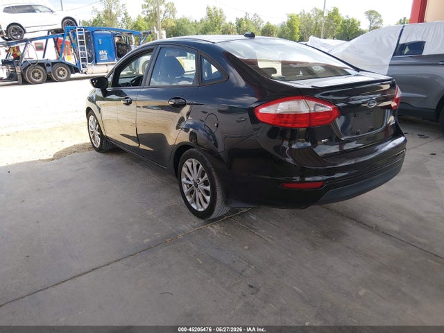 45205476 :رقم المزاد ، 3FADP4BJ8EM127518 vin ، 2014 Ford Fiesta Se مزاد بيع