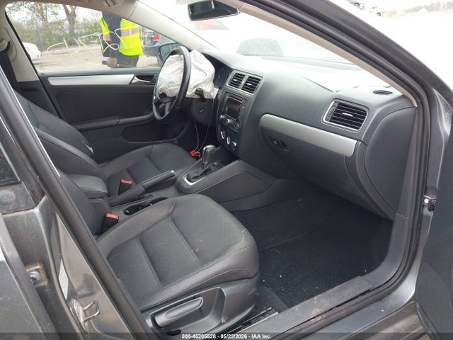 Auction sale of the 2011 Volkswagen Jetta 2.5l Sel, vin: 3VWLX7AJ3BM331757, lot number: 45205528