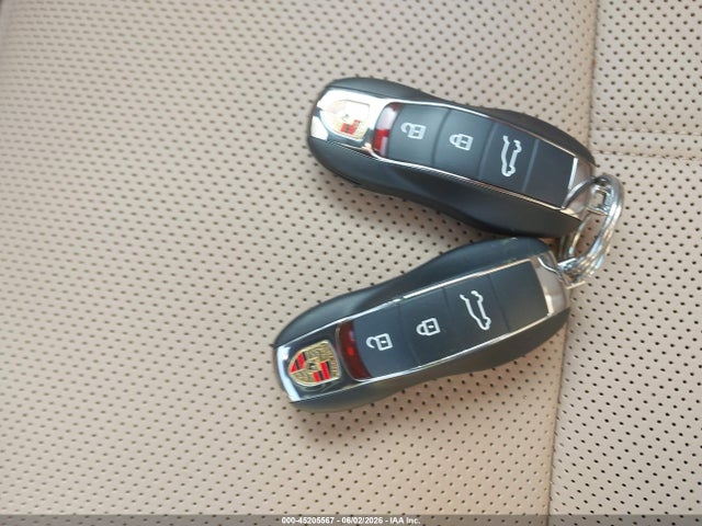 WP1AA2A52RLB01087 Porsche Macan T