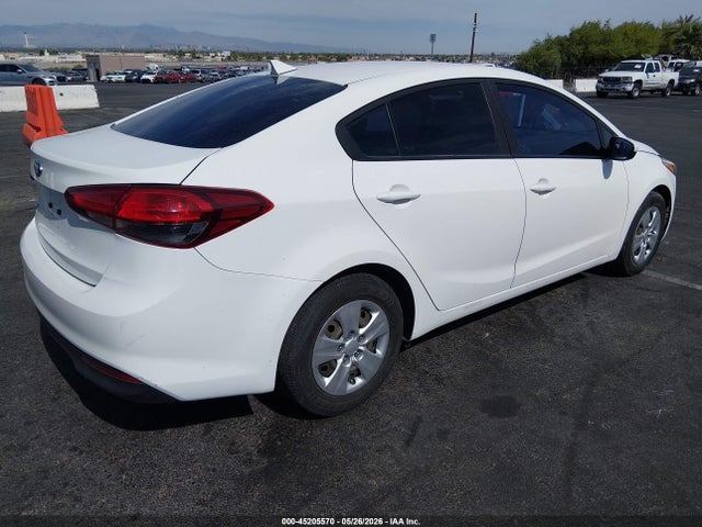 45205570 :رقم المزاد ، 3KPFK4A73JE184916 vin ، 2018 Kia Forte Lx مزاد بيع