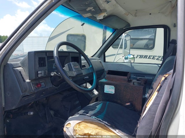 Aukcja sprzedaży 2000 Gmc Tc6h042, vin: 1GDJ6H1C9YJ503375, numer aukcji: 45205602