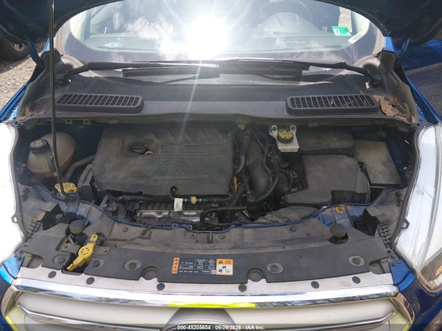 45205604 :رقم المزاد ، 1FMCU0GD1JUC11577 vin ، 2018 Ford Escape Se مزاد بيع
