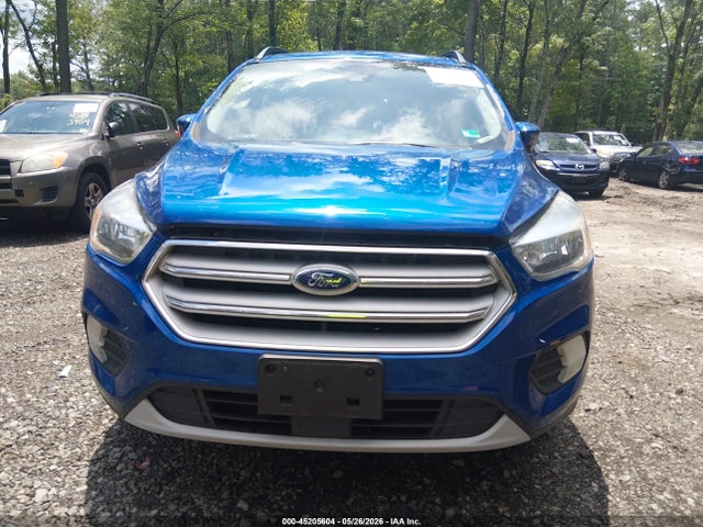 45205604 :رقم المزاد ، 1FMCU0GD1JUC11577 vin ، 2018 Ford Escape Se مزاد بيع