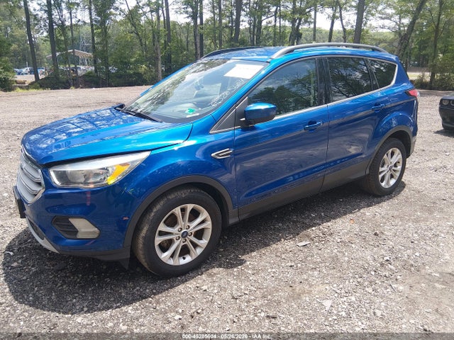 45205604 :رقم المزاد ، 1FMCU0GD1JUC11577 vin ، 2018 Ford Escape Se مزاد بيع