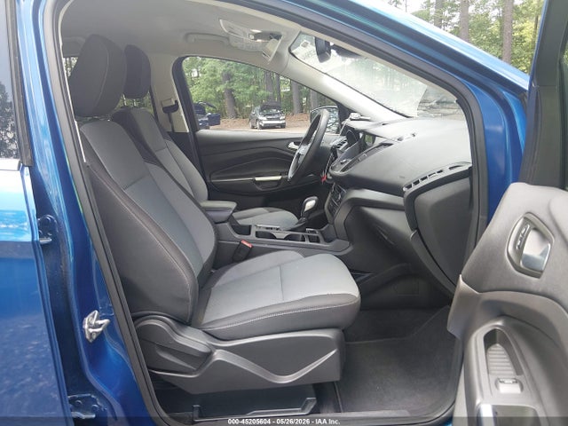 45205604 :رقم المزاد ، 1FMCU0GD1JUC11577 vin ، 2018 Ford Escape Se مزاد بيع