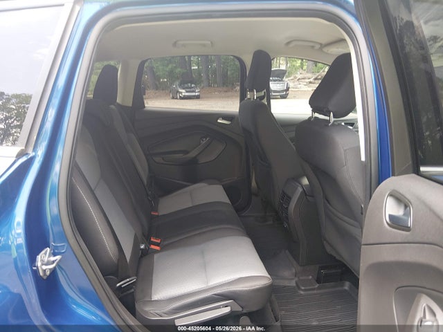 45205604 :رقم المزاد ، 1FMCU0GD1JUC11577 vin ، 2018 Ford Escape Se مزاد بيع