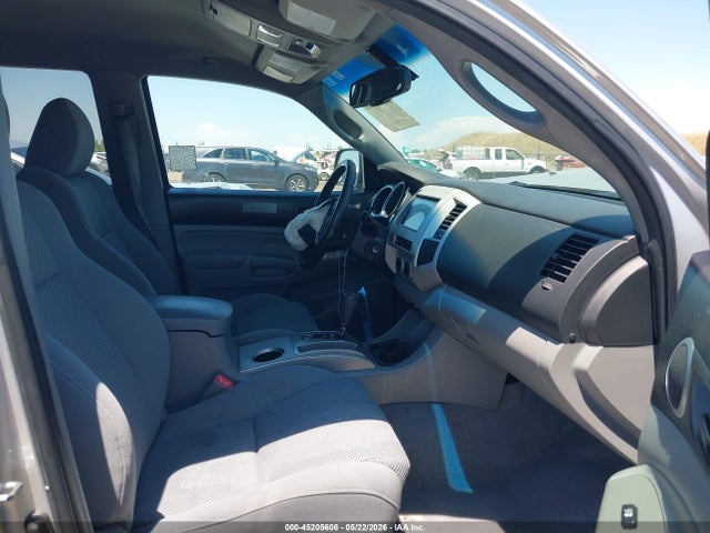 2011 Toyota Tacoma Prerunner V6 მანქანა იყიდება აუქციონზე, vin: 3TMJU4GN5BM117266, აუქციონის ნომერი: 45205606