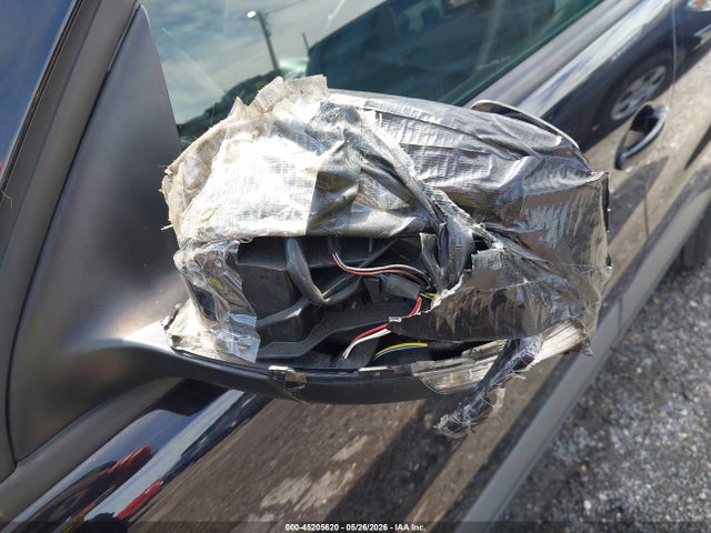 WVGAV7AX9GW551279 Volkswagen TIGUAN S