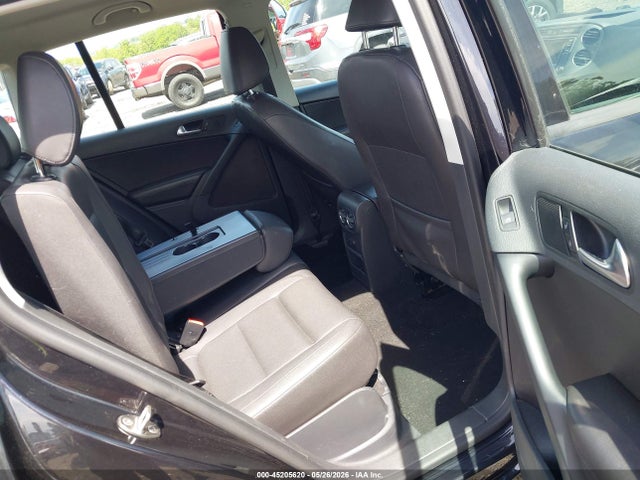 WVGAV7AX9GW551279 Volkswagen TIGUAN S