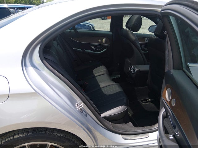 2022 Mercedes-benz E 350 მანქანა იყიდება აუქციონზე, vin: W1KZF8DB9NB069769, აუქციონის ნომერი: 45205730