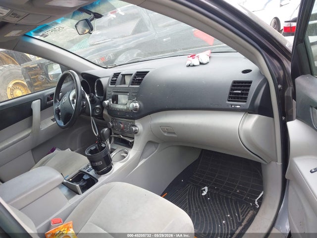 Продажа на аукционе авто 2012 Toyota Highlander Base V6, vin: 5TDBK3EH7CS128532, номер лота: 45205732