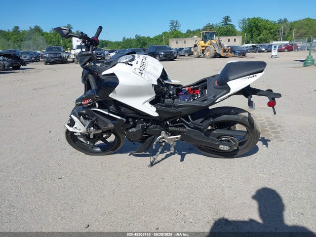 45205740 :رقم المزاد ، LCEPESLB9S6002001 vin ، 2025 Cf Moto 450nk مزاد بيع