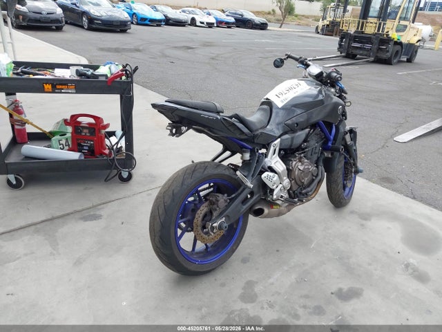 2015 Yamaha Fz07 C მანქანა იყიდება აუქციონზე, vin: JYARM06Y5FA001698, აუქციონის ნომერი: 45205761