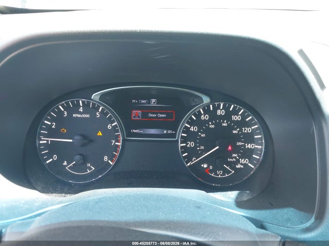 2016 Nissan Pathfinder Platinum მანქანა იყიდება აუქციონზე, vin: 5N1AR2MM5GC605347, აუქციონის ნომერი: 45205773