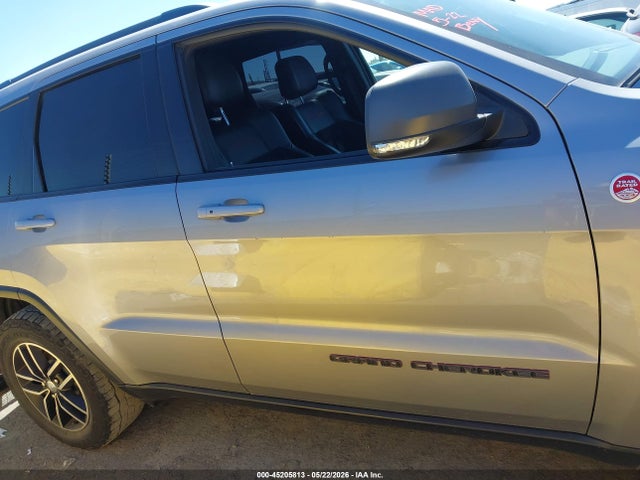 45205813 :رقم المزاد ، 1C4RJFLGXHC751780 vin ، 2017 Jeep Grand Cherokee Trailhawk 4x4 مزاد بيع