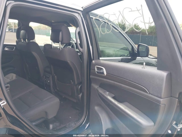45205837 :رقم المزاد ، 1C4RJEAG5JC455214 vin ، 2018 Jeep Grand Cherokee Laredo E 4x2 مزاد بيع