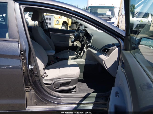 Продаж на аукціоні авто 2020 Hyundai Elantra Se, vin: 5NPD74LF1LH613353, номер лоту: 45205922