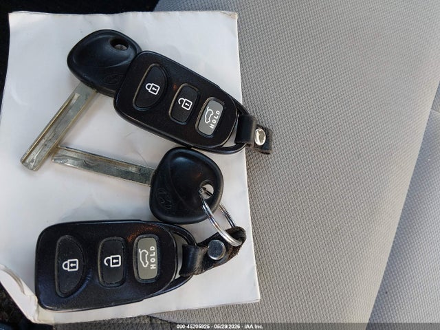 45205925 :رقم المزاد ، KMHTC6AD9DU121189 vin ، 2013 Hyundai Veloster Base W/gray مزاد بيع