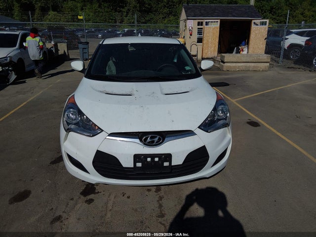 45205925 :رقم المزاد ، KMHTC6AD9DU121189 vin ، 2013 Hyundai Veloster Base W/gray مزاد بيع