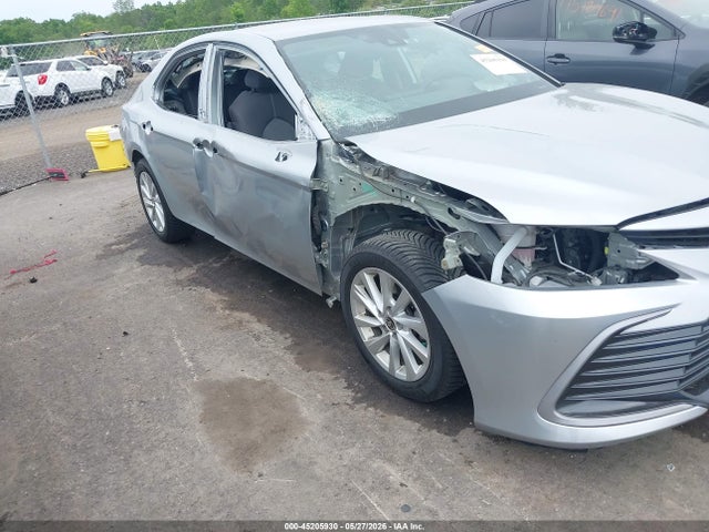 2023 Toyota Camry Le მანქანა იყიდება აუქციონზე, vin: 4T1C11BK3PU076261, აუქციონის ნომერი: 45205930
