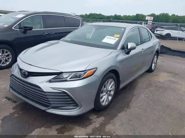 2023 Toyota Camry Le მანქანა იყიდება აუქციონზე, vin: 4T1C11BK3PU076261, აუქციონის ნომერი: 45205930