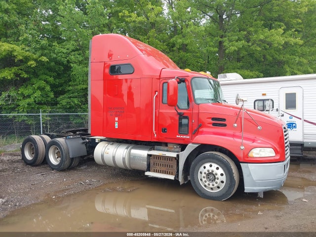 45205948 :رقم المزاد ، 1M1AW07Y1GM053615 vin ، 2016 Mack 600 Cxu600 مزاد بيع
