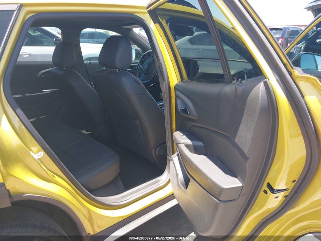 KL77LJE2XRC166542 Chevrolet Trax Fwd 2rs