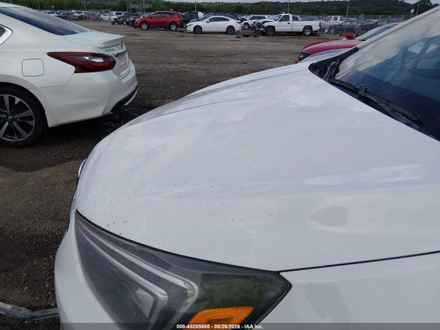 45205988 :رقم المزاد ، KL4CJASB0JB629272 vin ، 2018 Buick Encore Preferred مزاد بيع