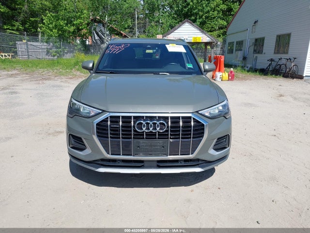2020 Audi Q3 Premium 45 Tfsi Quattro Tiptronic მანქანა იყიდება აუქციონზე, vin: WA1AECF37L1107628, აუქციონის ნომერი: 45205997