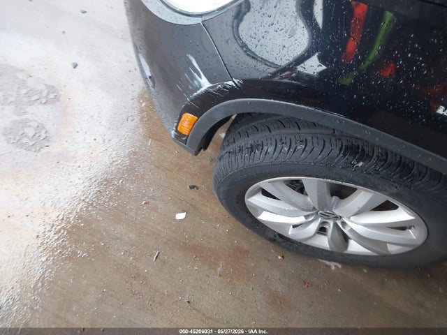 2011 Volkswagen Tiguan Se მანქანა იყიდება აუქციონზე, vin: WVGAV7AX3BW556423, აუქციონის ნომერი: 45206031