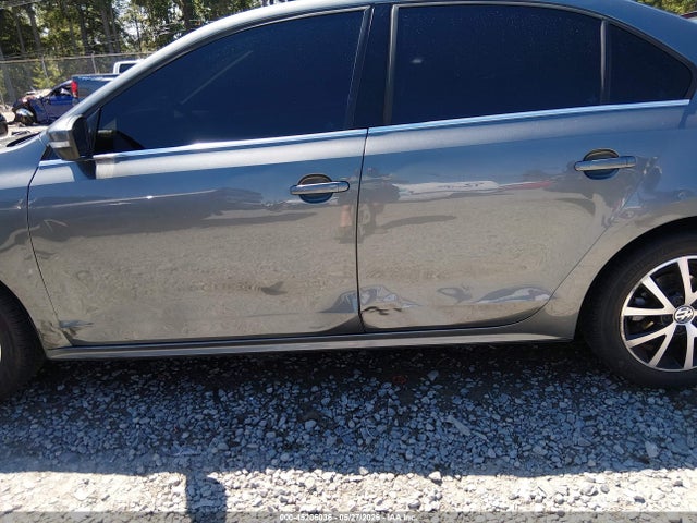 3VWDB7AJXHM310013 Volkswagen Jetta 1.4t Se