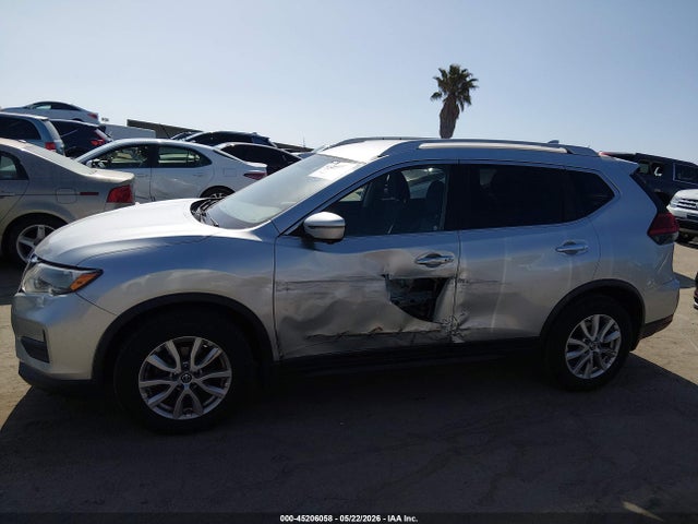 JN8AT2MV8HW277604 Nissan ROGUE SV